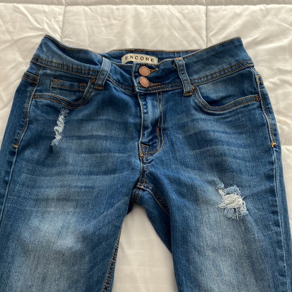 Encore skinny juniors women’s mid rise jeans Size 5 - Picture 2 of 10